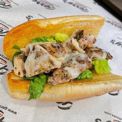 ½ Chicken Sub